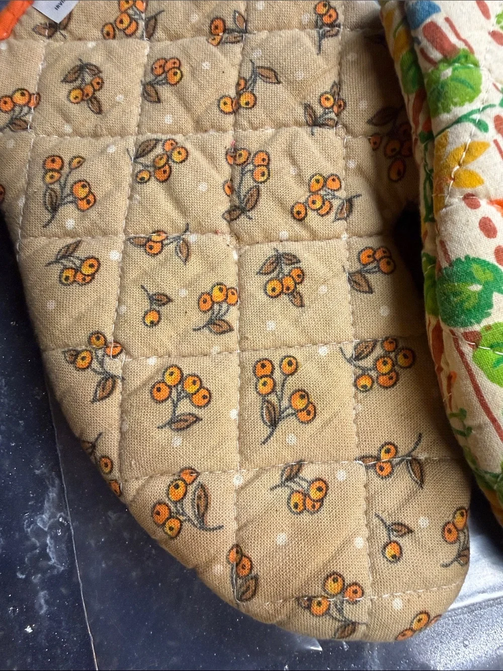 1970’s vintageQuilted Oven Mitts with Floral & Berry Prints - Green, Tan, Orange